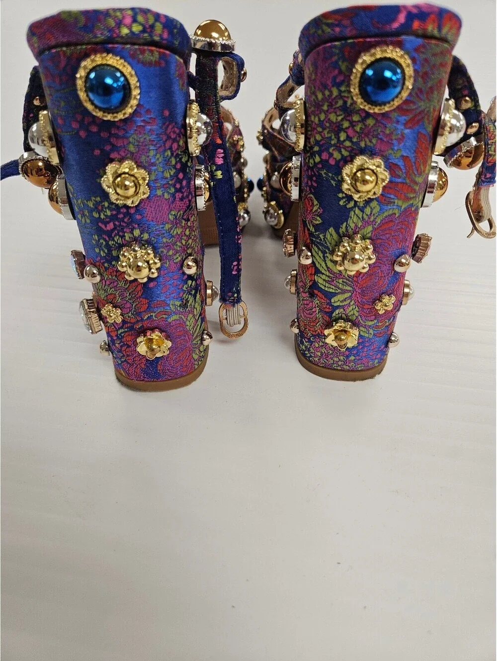 Y2K Embellished Platform Heeled Sandals with Decorative Stones and Pearls